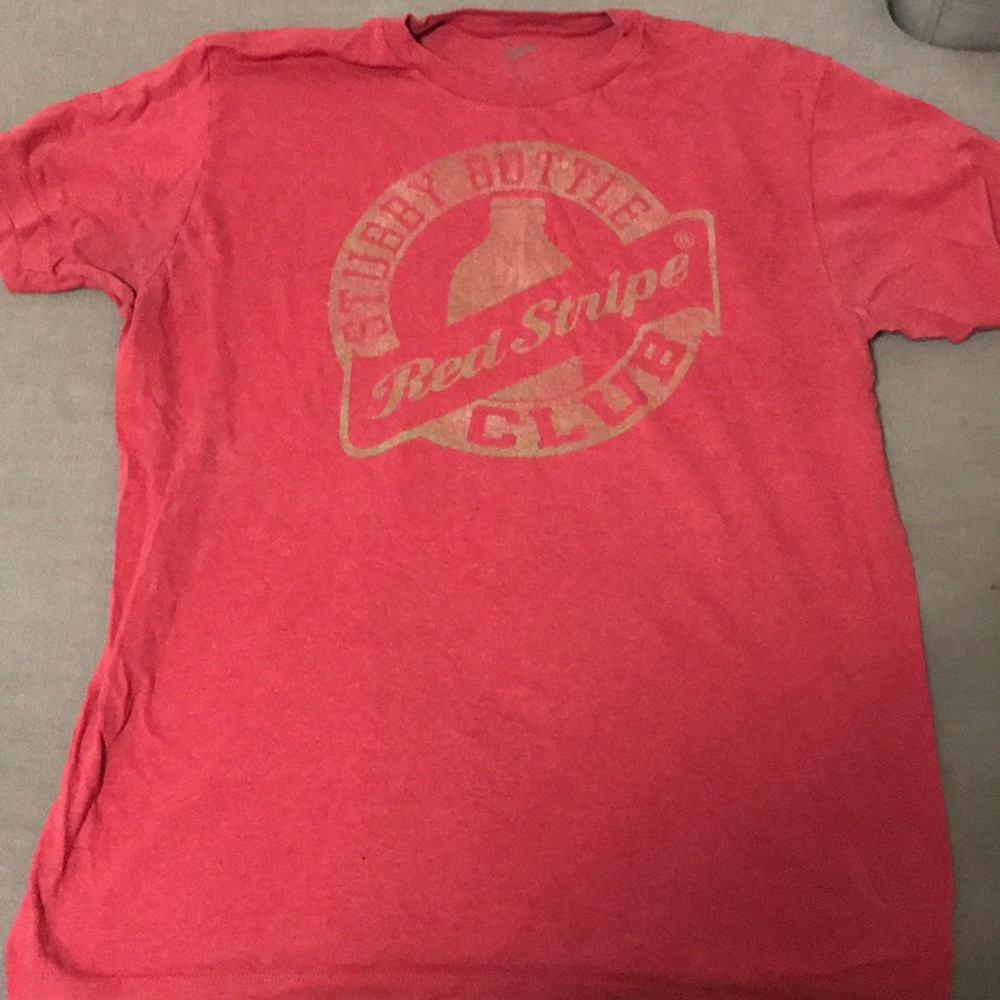 Red stripe large tshirt